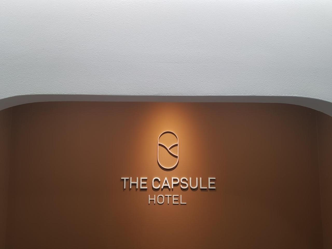 Хостел The Capsule Myeongdong Сеул Екстер'єр фото